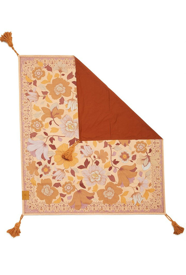 Grandé Fleur Picnic Rug - Dawn