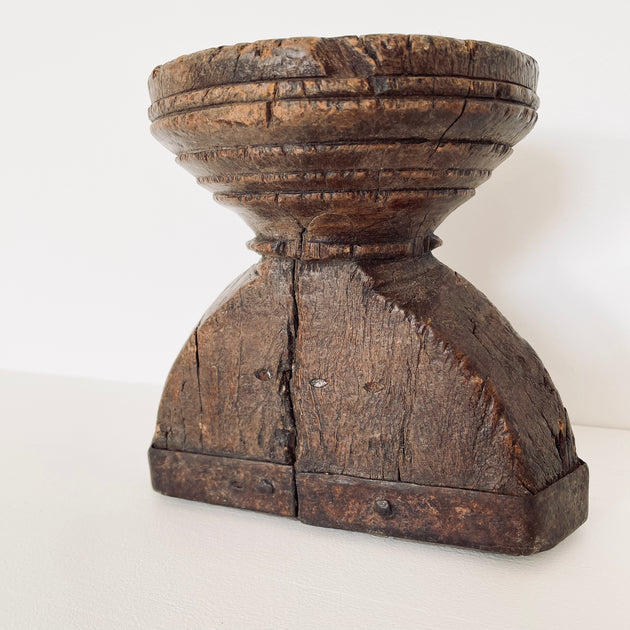 Indian Seeder Candle Stand